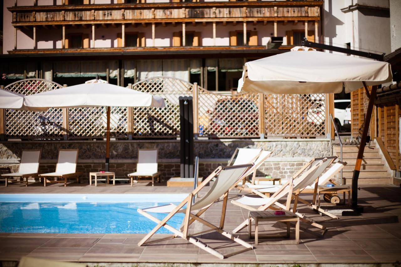 Hotel Posta Forni di Sopra Esterno foto