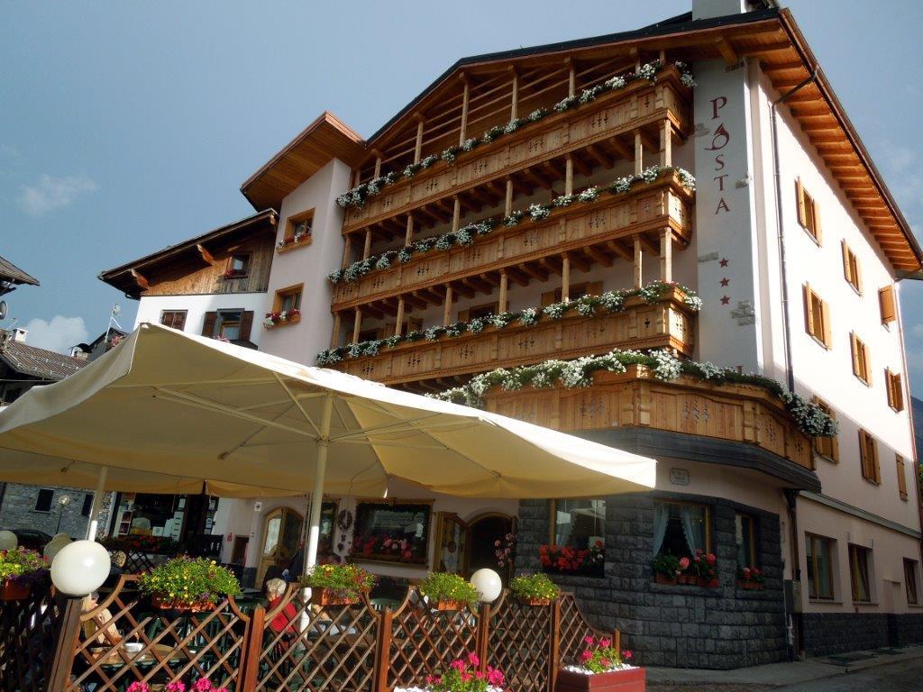 Hotel Posta Forni di Sopra Esterno foto