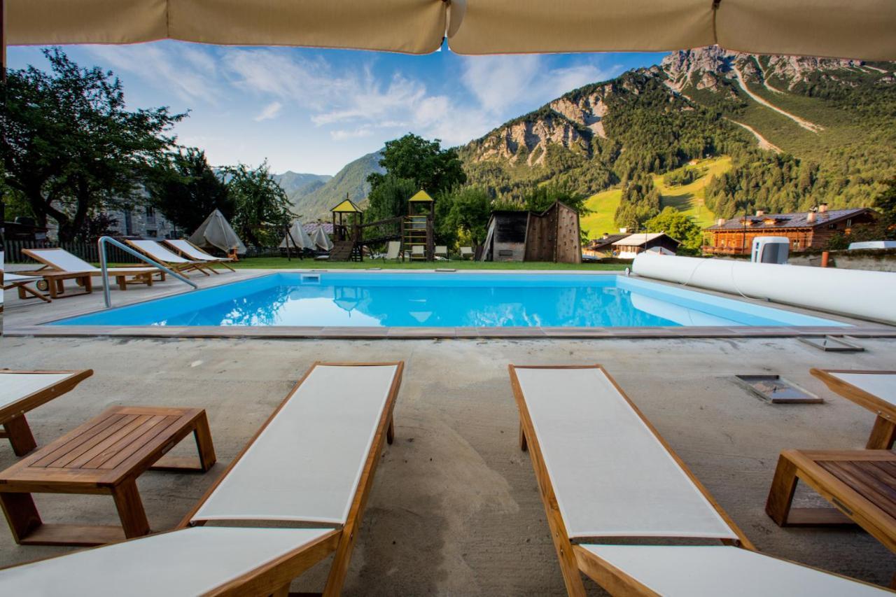 Hotel Posta Forni di Sopra Esterno foto